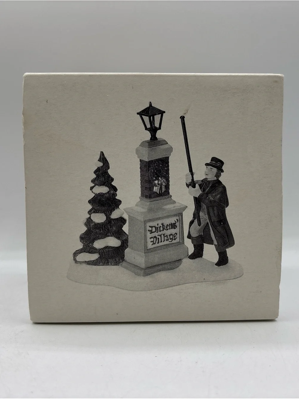 Department 56 1995 Vintage Heritage Village Collection Ye Olde Lamplighter 58393